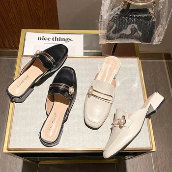 голям размер дамски обувки 2023 Нови летни обувки с нисък ток Square Toe Muller за жени Мода Метален дизайн Плоски чехли за пети Момичета