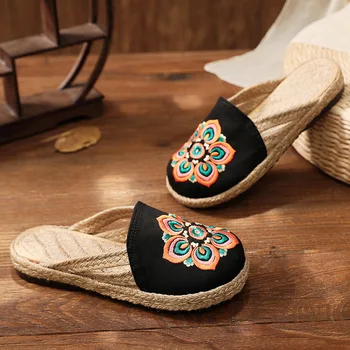 Лято жени платно близо пръсти мулета чехли ръчно изработени дами удобни бельо трикотажни дъното бродирани плоски обувки