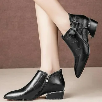  Висококачествени къси ботуши 2023 Есенни заострени пръсти дамски обувки квадратни токчета цип глезена обувка женски зимни плътен цвят модерни обувки