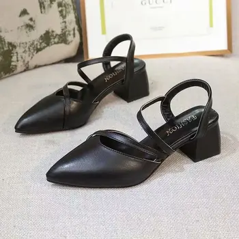 2021 Дамски чехли с нисък ток Пролетни дамски кожени обувки Дамски ежедневни обувки Дамски чехли Модни сандали със заострени пръсти