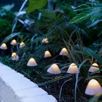 Външен 10-30 LED слънчеви струнни светлини Пейзаж гъби лампа Коледна градина Приказна пътека Лампа за косене на трева Patio Garland Street Декор