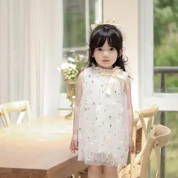 Момичета флорална рокля 2023 Лято Нова сладка сладка принцеса рокли корейски бебешки дрехи малко дете без ръкави жилетка рокля A2834