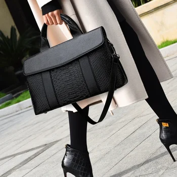 Топ луксозна марка 100% естествена кожа с висок капацитет голяма пазарска чанта 2023 Нова чанта корейски стил чанта едно рамо Straddle чанта