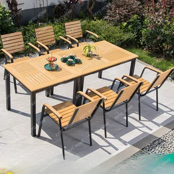 Развлекателна тераса балкон пластмасова дървена маса за хранене и стол градина на открито проста маса и стол